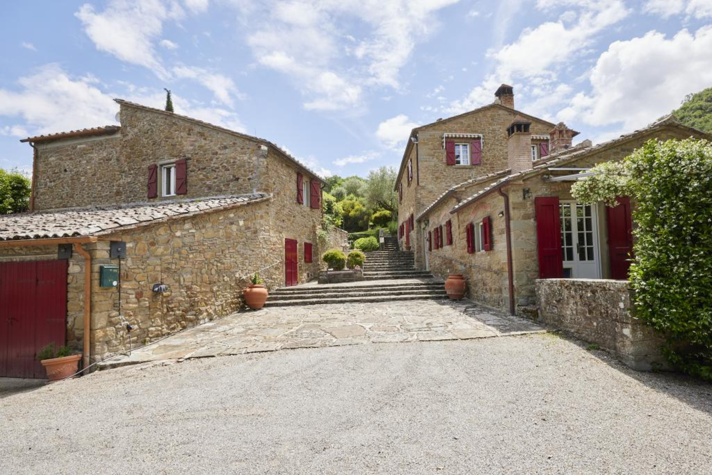 Tuscany Villa - 7 Nights for 8 — image 5 of 17