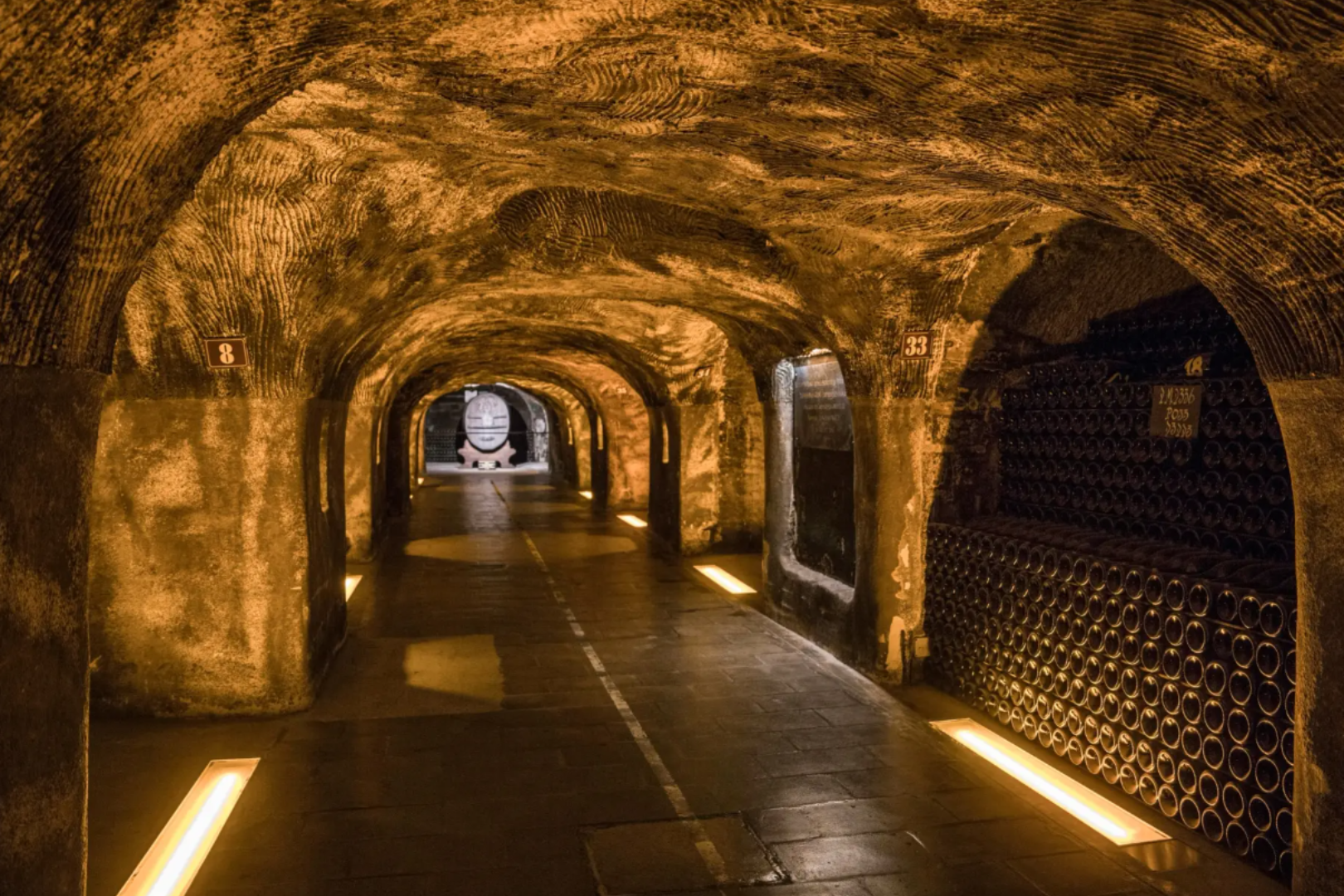 Champagne, France - 5 Nights for 6 — image 7 of 25