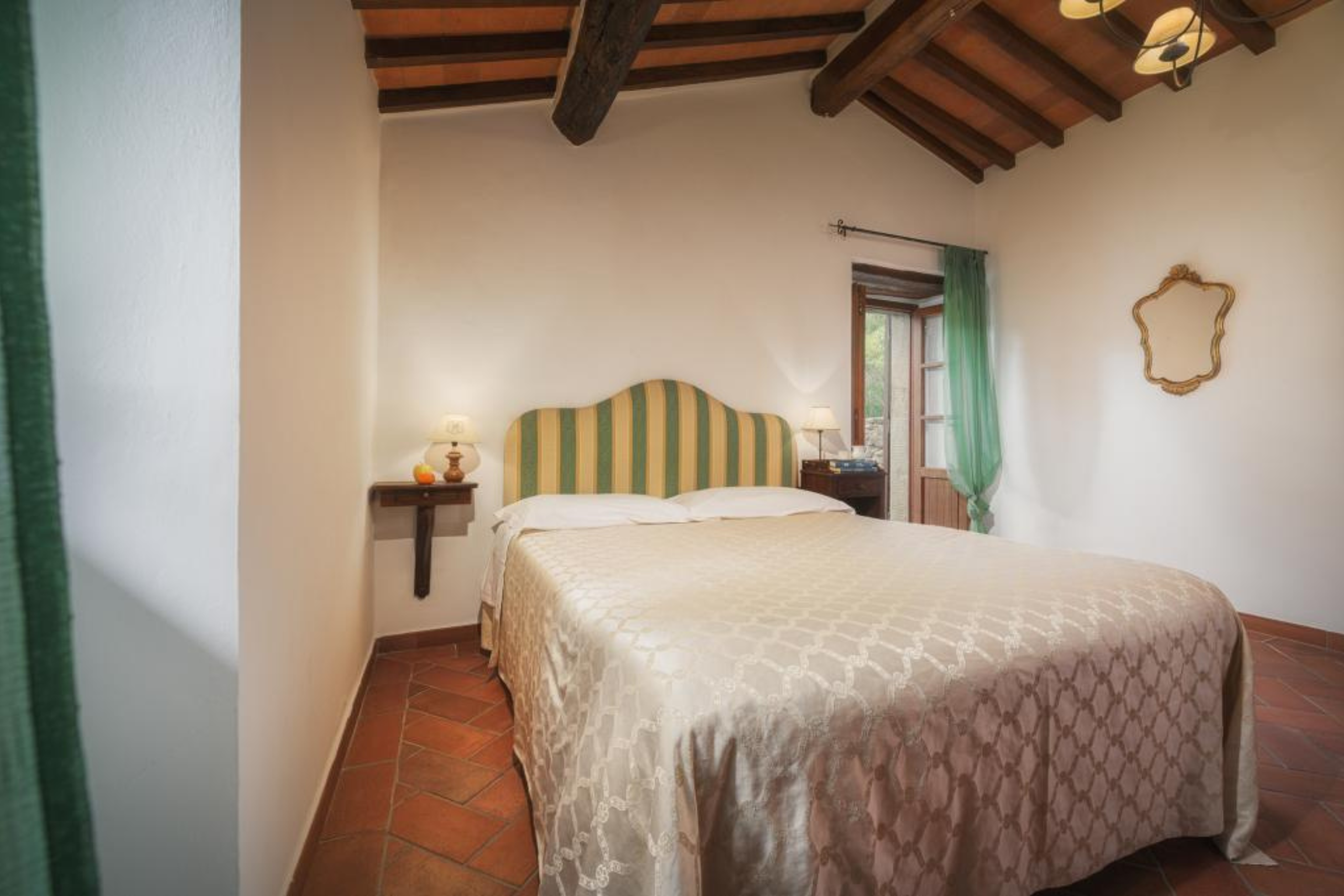 Tuscany Villa - 7 Nights for 8 — image 13 of 17