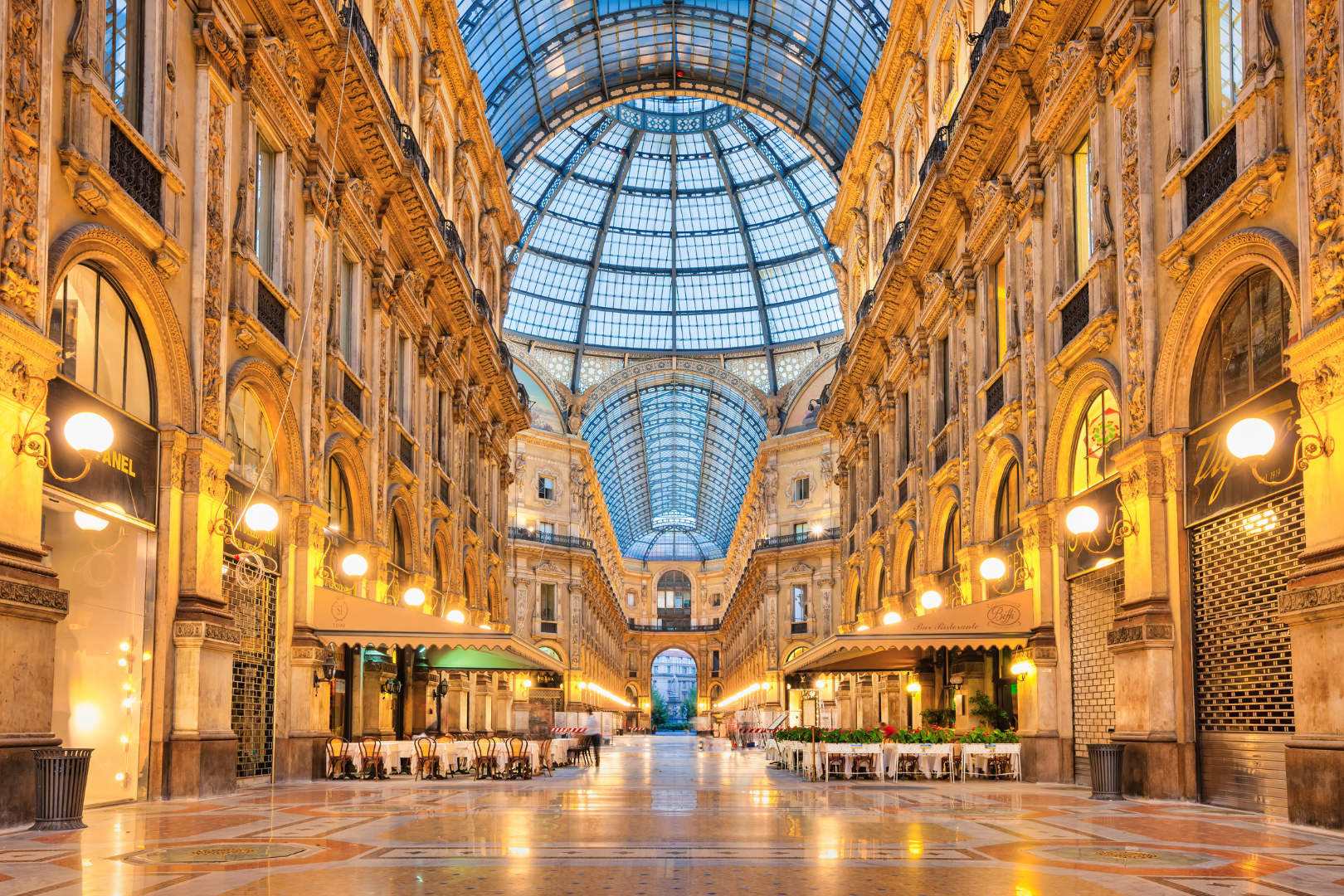 Milan & Lake Como — image 8 of 9