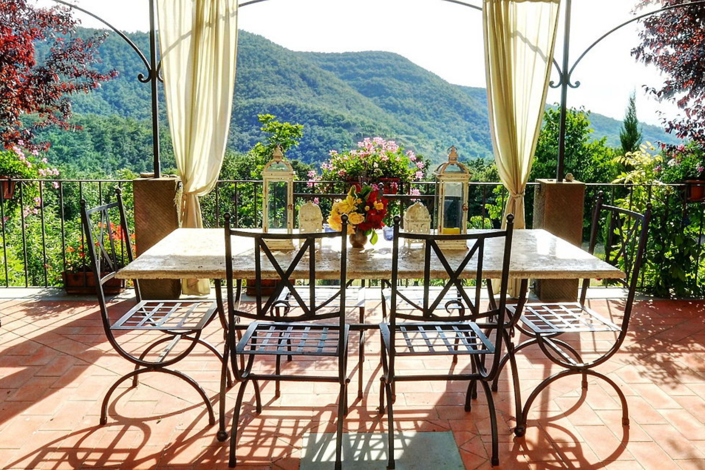 Tuscany and Umbria — image 5 of 10