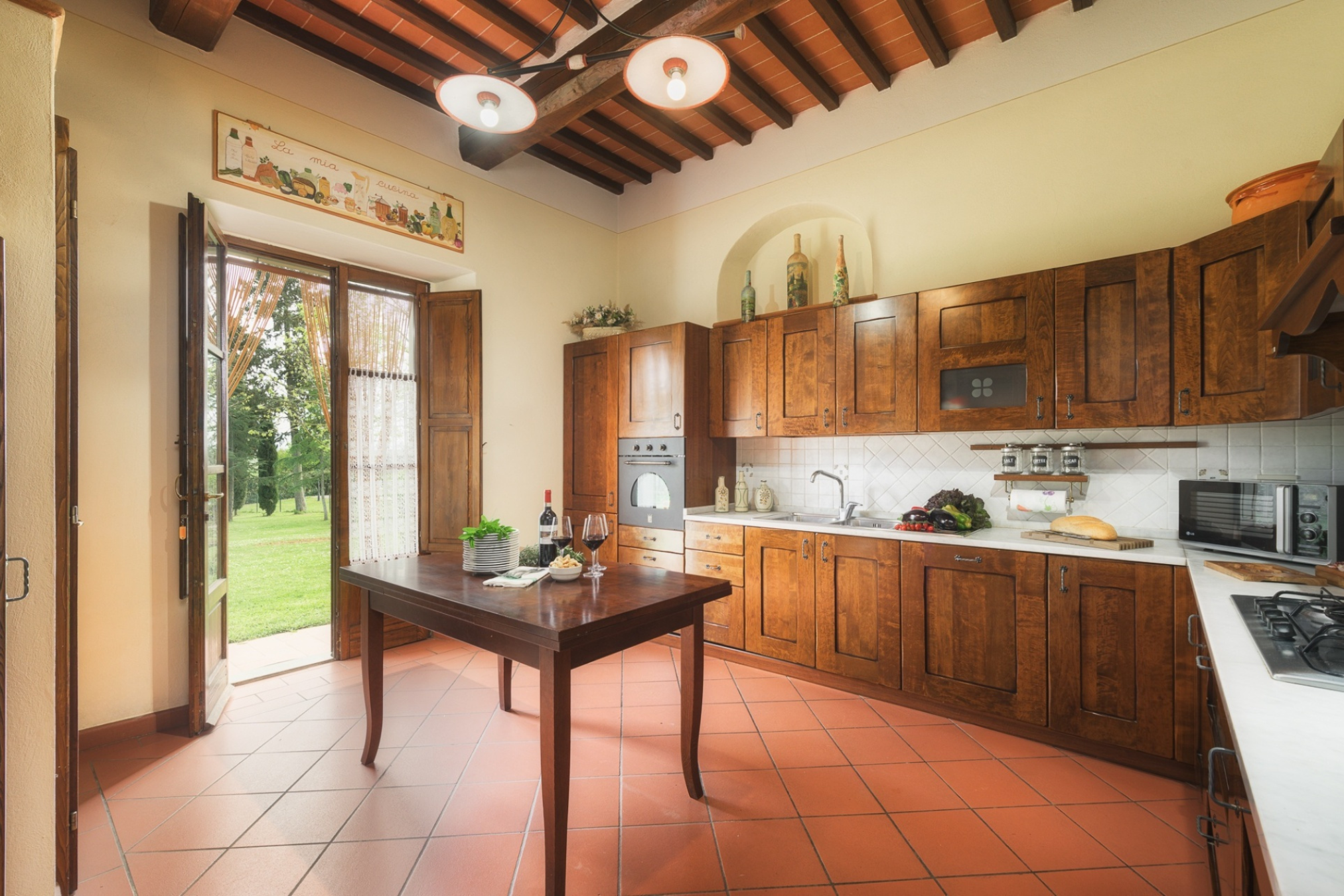 Tuscany Villa for 12 — image 6 of 10
