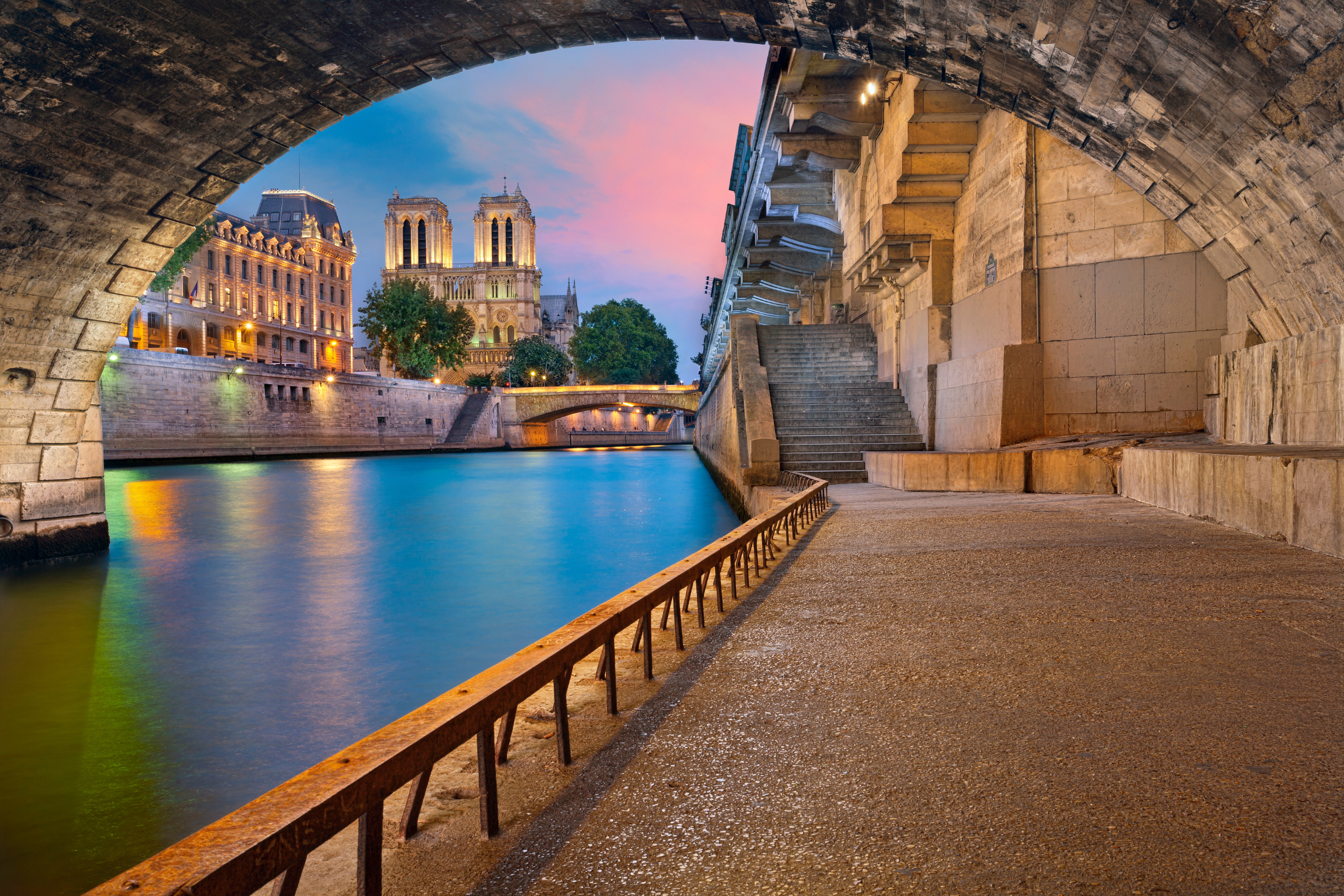 Enchanting Paris — image 3 of 10