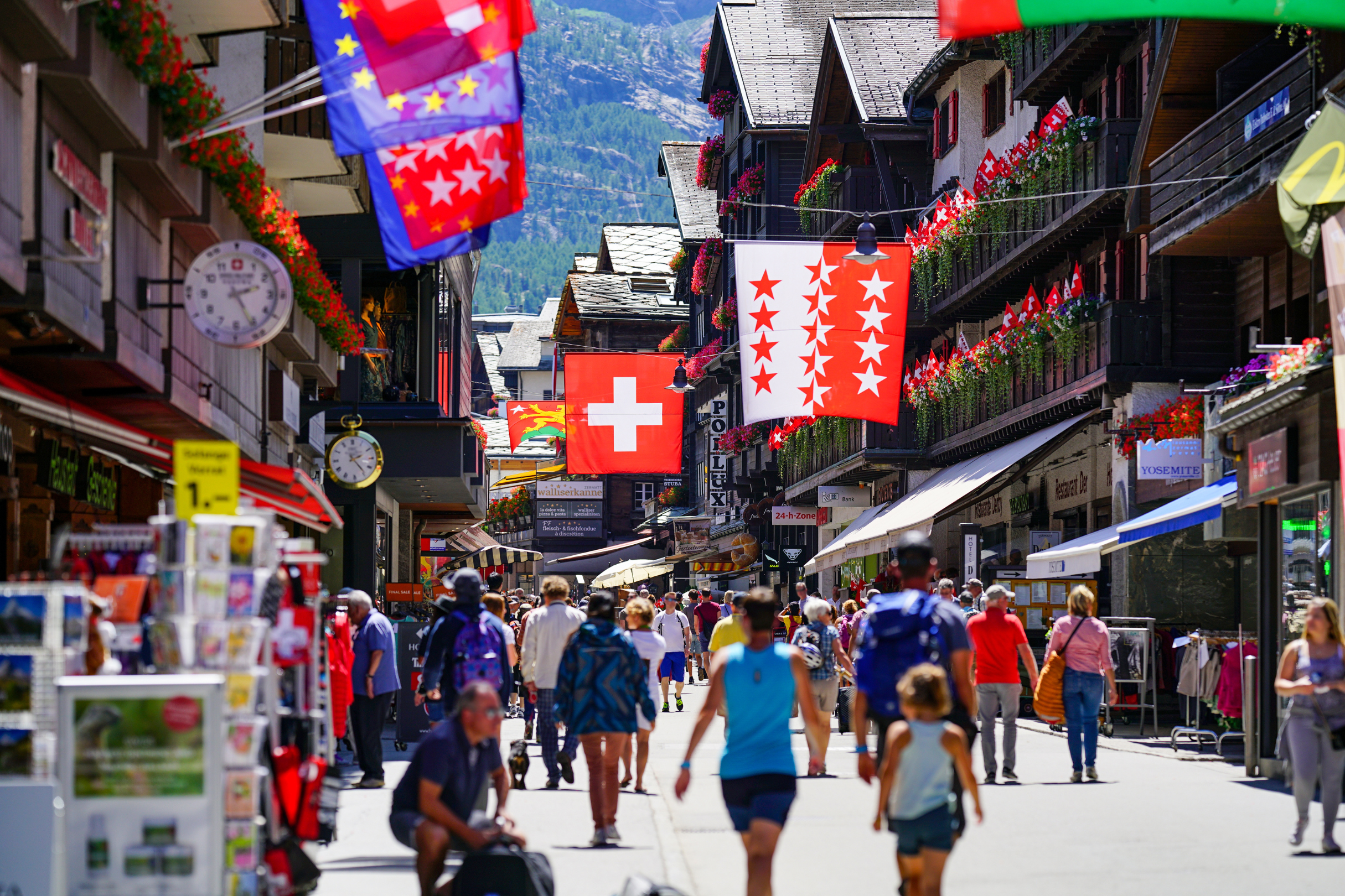 Switzerland Ski Experience — image 7 of 10