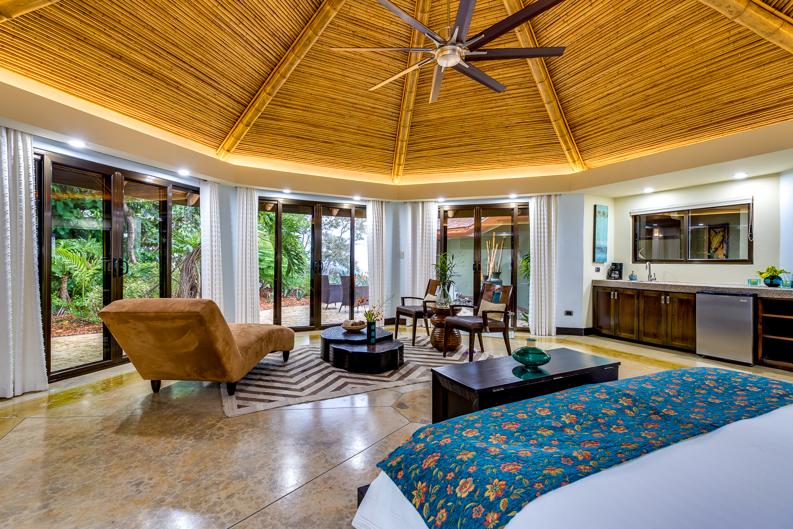 Costa Rica VIVARA Luxury Villa - 6 Nights for 6 — image 20 of 39