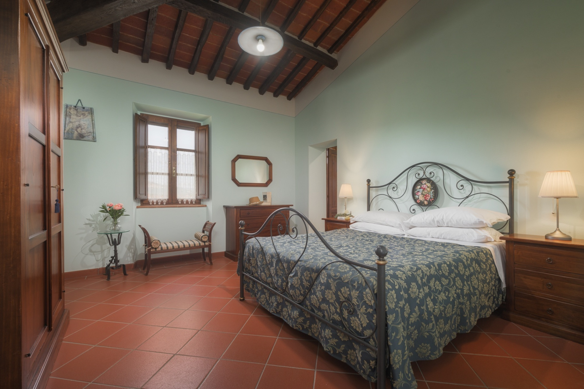Tuscany Villa for 12 — image 8 of 10